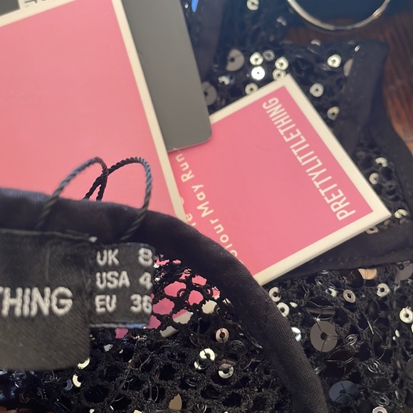 Pretty Little Thing Bodycon dress size 4 - Picture 6 of 7